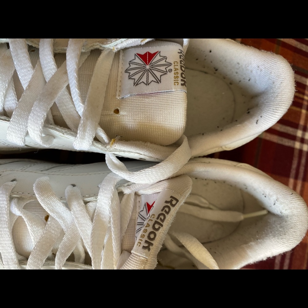 Reeboks-SOLD - Picture 7 of 8